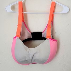 Colorblock Sports Bra